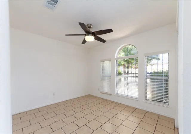 Photo 4 of Single family home for sale at 2428 Summit Ln, Dallas, TX 75227 | MLS# 21312353 | Listing updated on 2026-09-08
