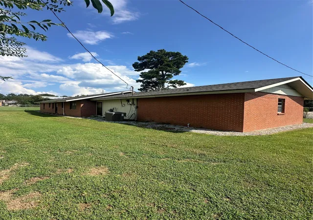 Photo 3 of Single family home for sale at 2741 Mill St, Ringgold, LA 71068 | MLS# 21379485 | Listing updated on 2026-09-08