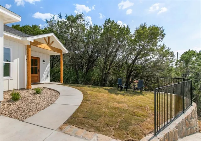 Photo 3 of Single family home for sale at 1001 Apache Ridge Rd, Granbury, TX 76048 | MLS# 21378805 | Listing updated on 2026-09-12