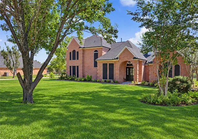 Photo 3 of Single family home for sale at 474 Chippendale Dr, Rockwall, TX 75032 | MLS# 21373226 | Listing updated on 2026-09-14