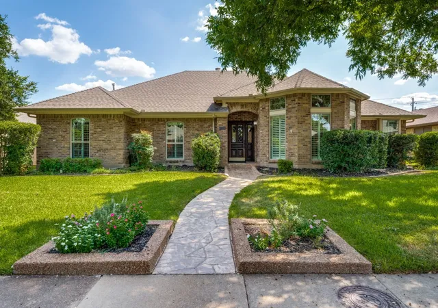 Photo 1 of Single family home for sale at 4304 Country Brk Dr, Dallas, TX 75287 | MLS# 21373859 | Listing updated on 2026-09-19