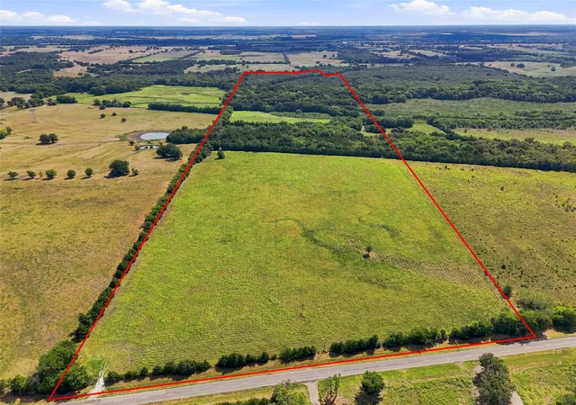 Photo 1 of Land for sale at 0000 Farm Rd 905, Pattonville, TX 75468 | MLS# 21379483 | Listing updated on 2026-10-02