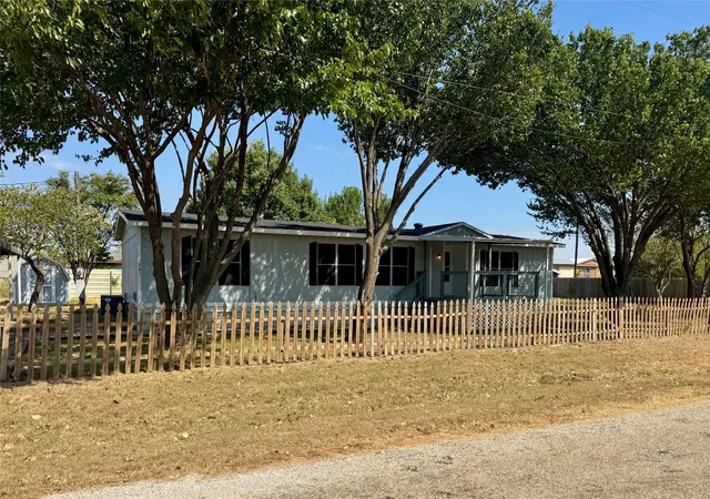 Manufactured home for sale at 7201 Pica Dr, Alvarado, TX 76009 | MLS# 21379557