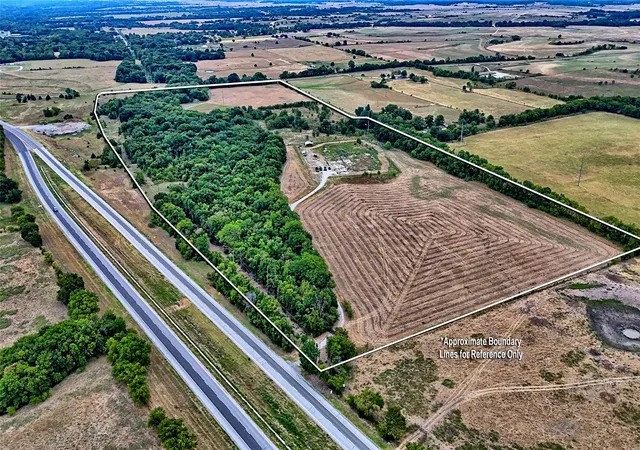 Photo 1 of Land for sale at Tbd Us 82, Saint Jo, TX 76265 | MLS# 21379617 | Listing updated on 2026-09-08