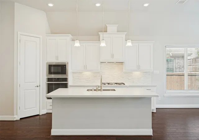 Photo 4 of Sale Pending at 8241 Blumelia Dr, Dallas, TX 75252 | MLS# 21376548 | Listing updated on 2026-09-28