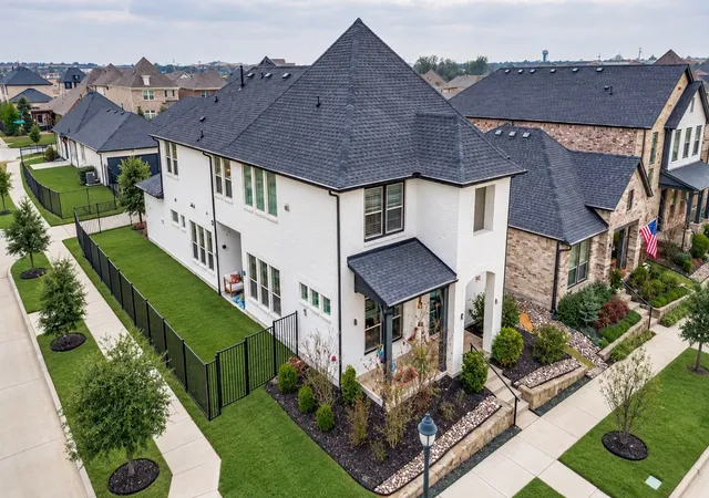 Photo 1 of Single family home for sale at 12995 Yale Ct, Frisco, TX 75035 | MLS# 21377248 | Listing updated on 2026-09-25