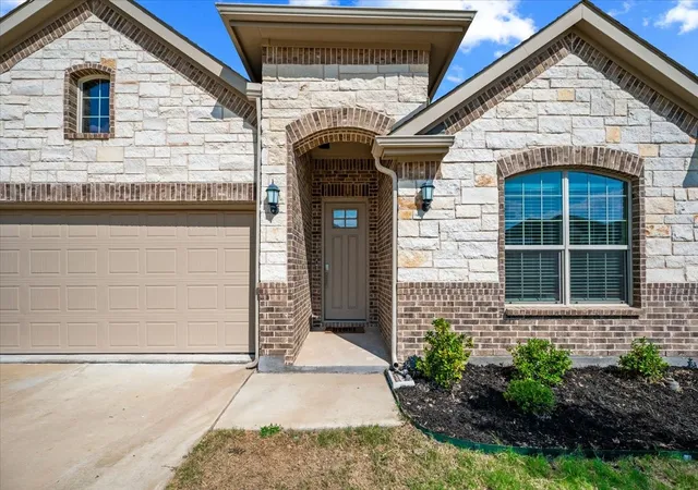 Photo 3 of Single family home for sale at 2109 Esher Dr, Little Elm, TX 75068 | MLS# 21374572 | Listing updated on 2026-09-12