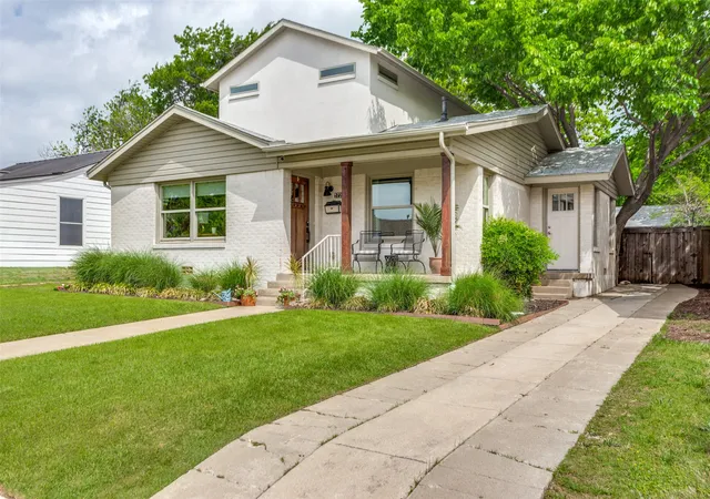 Photo 2 of Single family home for sale at 3720 Washburn Ave, Fort Worth, TX 76107 | MLS# 21378539 | Listing updated on 2026-09-15