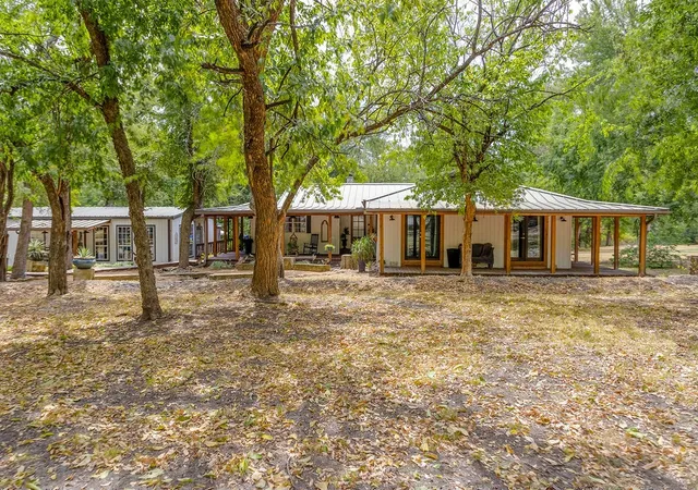 Photo 3 of Single family home for sale at 5927 Wolf Trl, Celina, TX 75009 | MLS# 21379738 | Listing updated on 2026-09-11