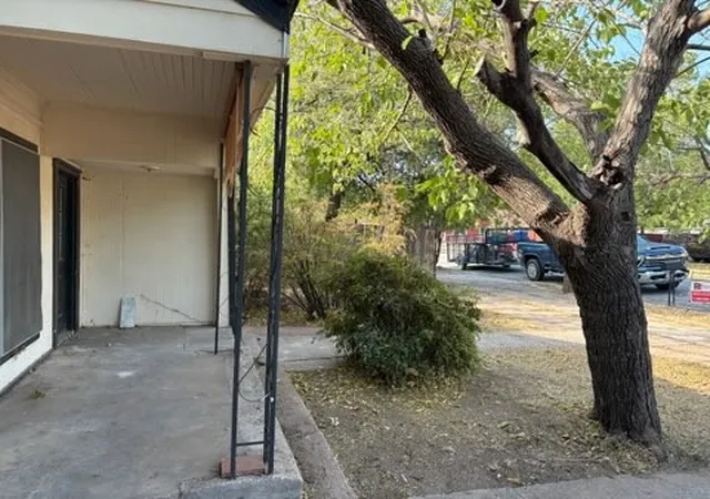 Photo 2 of Single family home for sale at 1173 Jeanette St, Abilene, TX 79602 | MLS# 21379183 | Listing updated on 2026-09-14