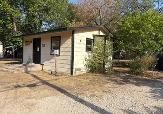Photo 4 of Single family home for sale at 1173 Jeanette St, Abilene, TX 79602 | MLS# 21379183 | Listing updated on 2026-09-14