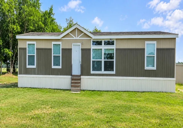 Photo 2 of Sale Pending at 1476 Private Rd 2268, Quinlan, TX 75474 | MLS# 21379766 | Listing updated on 2026-09-21