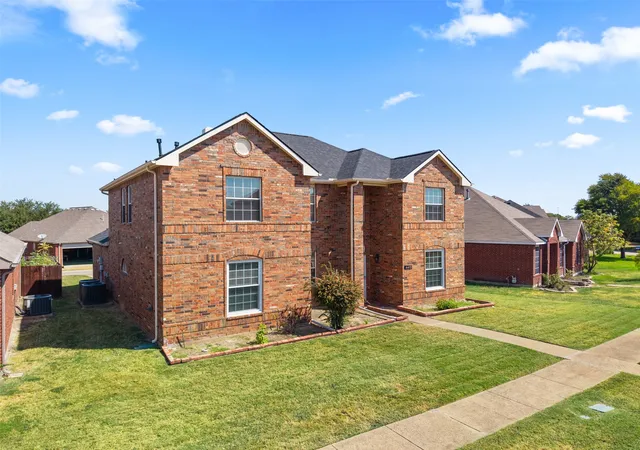 Photo 2 of Single family home for sale at 4413 Stirling Dr, Garland, TX 75043 | MLS# 21379663 | Listing updated on 2026-09-19