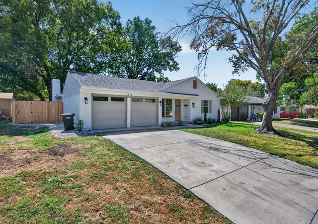 Photo 3 of Single family home for sale at 3446 Caracas Dr, Mesquite, TX 75150 | MLS# 21376215 | Listing updated on 2026-09-12