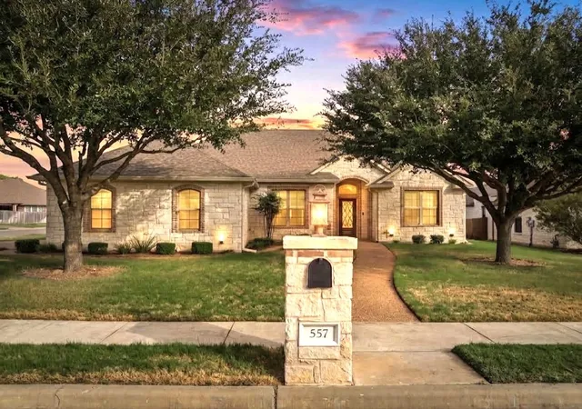 Single family home for sale at 557 Perry Ln, Robinson, TX 76706 | MLS# 21373692