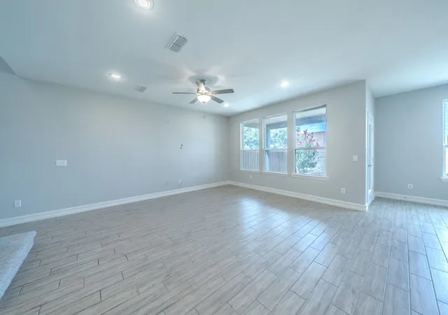 Photo 4 of Sale Pending at 2833 Henson Ln, Garland, TX 75040 | MLS# 21373199 | Listing updated on 2026-09-24