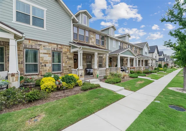 Photo 3 of Townhouse for sale at 2653 Settlers’ Pl, Garland, TX 75042 | MLS# 21379881 | Listing updated on 2026-09-28