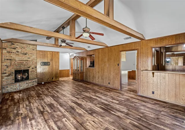 Photo 3 of Single family home for sale at 7125 S Highway 171, Grandview, TX 76050 | MLS# 21377503 | Listing updated on 2026-09-15