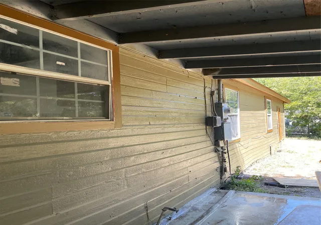 Photo 3 of Single family home for sale at 1508 34th Street, Fort Worth, TX 76106 | MLS# 21375294 | Listing updated on 2026-09-10