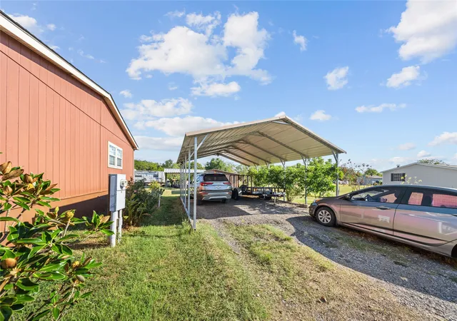 Photo 4 of Manufactured home for sale at 8379 Alice Cir, Quinlan, TX 75474 | MLS# 21378741 | Listing updated on 2026-09-14