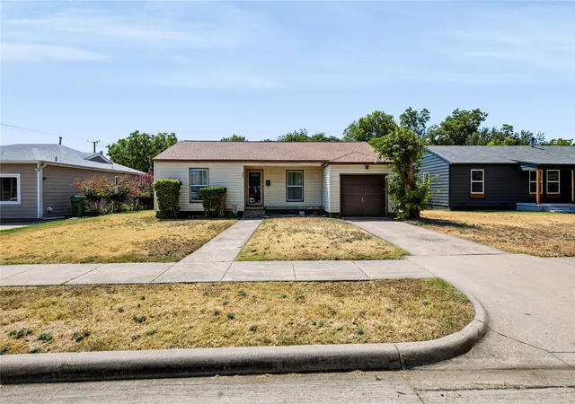 Photo 2 of Sale Pending at 804 Lilac Dr, Garland, TX 75040 | MLS# 21379315 | Listing updated on 2026-09-25