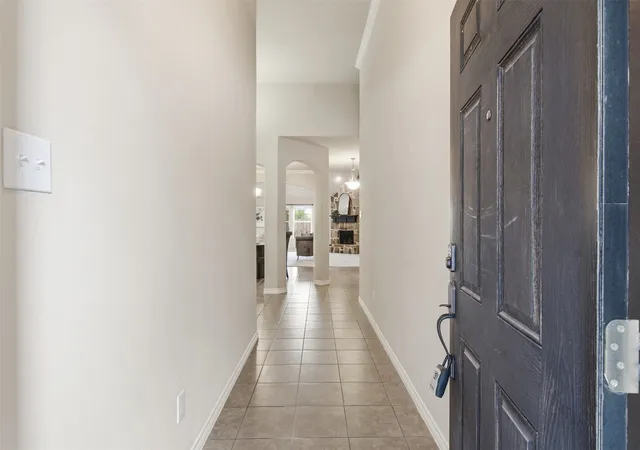 Photo 3 of Single family home for sale at 2912 Glenoaks Dr, Royse City, TX 75189 | MLS# 21379850 | Listing updated on 2026-09-13