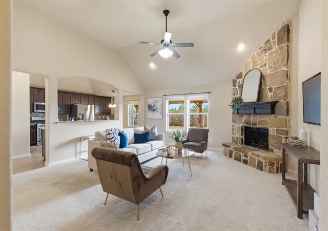 Photo 4 of Single family home for sale at 2912 Glenoaks Dr, Royse City, TX 75189 | MLS# 21379850 | Listing updated on 2026-09-13