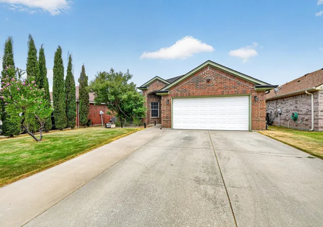 Photo 2 of Single family home for sale at 9228 Jason Dr, Fort Worth, TX 76108 | MLS# 21379992 | Listing updated on 2026-09-12