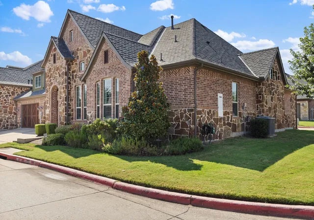 Photo 2 of Condo for sale at 8613 Shallowford Ln, Mc Kinney, TX 75070 | MLS# 21379343 | Listing updated on 2026-10-03