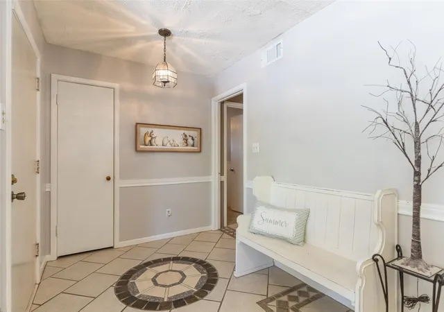 Photo 3 of Sale Pending at 4125 Hartford St, Abilene, TX 79605 | MLS# 21380014 | Listing updated on 2026-09-21