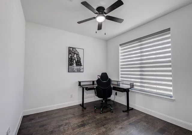 Photo 3 of Single family home for sale at 1721 Canals Dr, Little Elm, TX 75068 | MLS# 21379798 | Listing updated on 2026-09-13