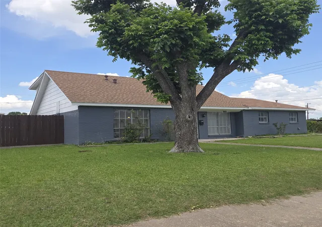 Photo 1 of Single family home for sale at 4001 Burning Tree Ln, Garland, TX 75042 | MLS# 21380051 | Listing updated on 2026-09-08