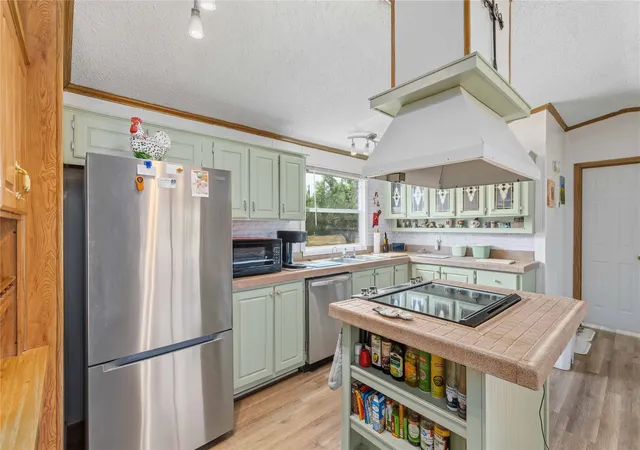 Photo 3 of Manufactured home for sale at 375 Whispering Oaks Ln, Early, TX 76802 | MLS# 21378887 | Listing updated on 2026-09-08