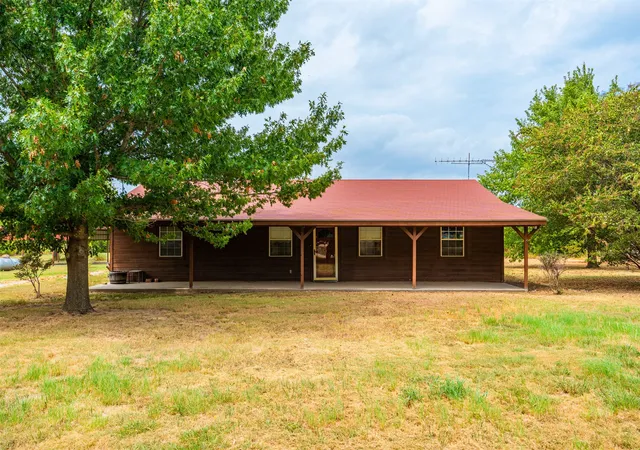 Photo 1 of Single family home for sale at 545 County Rd 1110a, Cleburne, TX 76031 | MLS# 21380071 | Listing updated on 2026-09-08