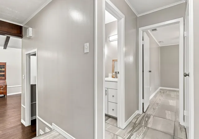 Photo 3 of Single family home for sale at 6049 W Red Bird Ln, Dallas, TX 75236 | MLS# 21379321 | Listing updated on 2026-09-08