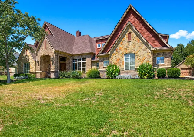 Photo 1 of Single family home for sale at 190 Wood Oak Trl, Weatherford, TX 76088 | MLS# 21378831 | Listing updated on 2026-09-08
