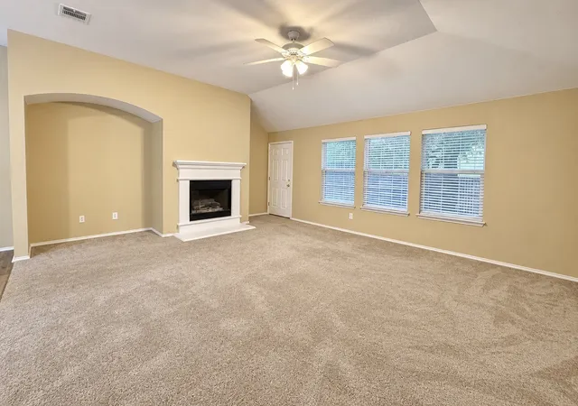 Photo 2 of Single family home for sale at 148 Spelt Ln, Dallas, TX 75241 | MLS# 21380085 | Listing updated on 2026-09-08