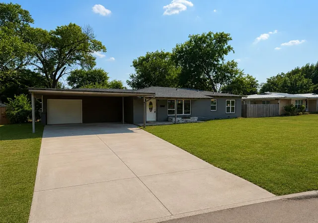 Photo 1 of Single family home for sale at 6614 Bridges Ave, Richland Hills, TX 76118 | MLS# 21372811 | Listing updated on 2026-09-08