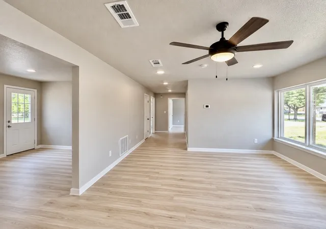 Photo 3 of Single family home for sale at 6614 Bridges Ave, Richland Hills, TX 76118 | MLS# 21372811 | Listing updated on 2026-09-08