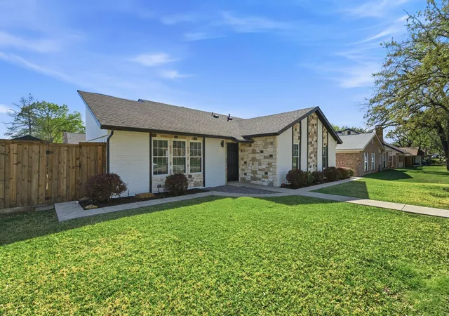 Photo 2 of Single family home for sale at 746 Red Wing Dr, Lewisville, TX 75067 | MLS# 21380095 | Listing updated on 2026-09-13
