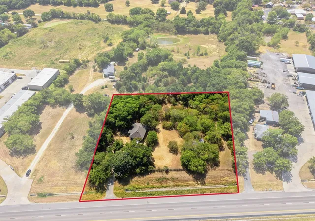Photo 1 of Sale Pending at 6012 E Highway 67, Alvarado, TX 76009 | MLS# 21380098 | Listing updated on 2026-10-05