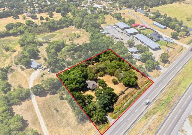 Photo 2 of Sale Pending at 6012 E Highway 67, Alvarado, TX 76009 | MLS# 21380098 | Listing updated on 2026-10-05