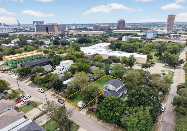 Photo 1 of Land for sale at 4533 Afton St, Dallas, TX 75219 | MLS# 21380112 | Listing updated on 2026-10-20