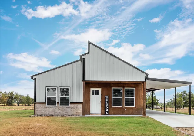 Photo 1 of Single family home for sale at 246 Cr, De Leon, TX 76444 | MLS# 21378649 | Listing updated on 2026-09-29