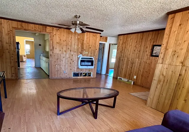 Photo 4 of Single family home for sale at 600 Travis St, Nocona, TX 76255 | MLS# 21380182 | Listing updated on 2026-09-29