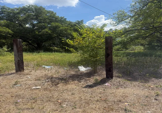Photo 2 of Land for sale at 2200 Orchard, Waco, TX 76705 | MLS# 21380211 | Listing updated on 2026-09-08