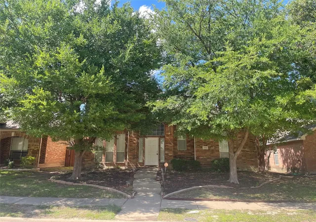 Photo 1 of Single family home for sale at 5904 Pinyon Dr, Mc Kinney, TX 75070 | MLS# 21380230 | Listing updated on 2026-09-08