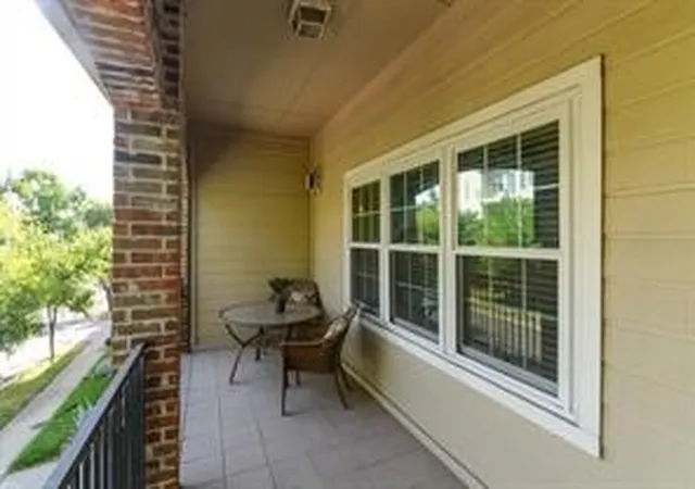 Photo 3 of Townhouse for sale at 3550 Knight St, Dallas, TX 75219 | MLS# 21380246 | Listing updated on 2026-09-11