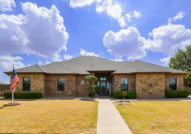 Photo 1 of Single family home for sale at 5041 Velta Ln, Abilene, TX 79606 | MLS# 21376138 | Listing updated on 2026-10-04
