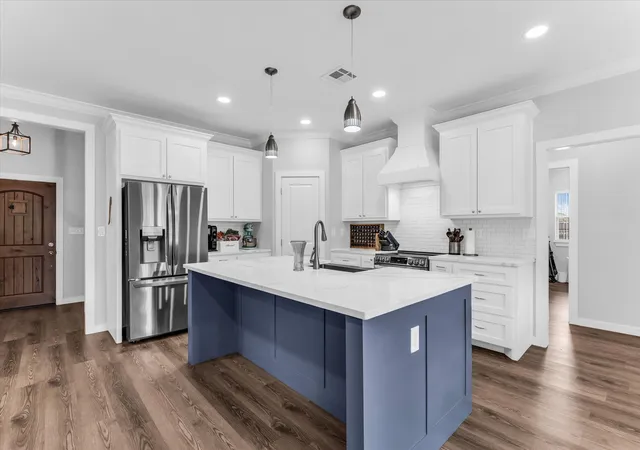 Photo 4 of Single family home for sale at 128 Sydney Ln, Lorena, TX 76655 | MLS# 21379930 | Listing updated on 2026-09-08